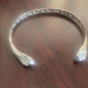 Kendra Scott bracelet